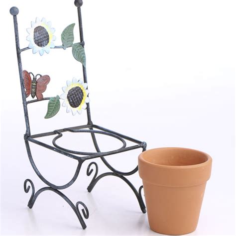 We did not find results for: Metal Wire Garden Chair with Terra Cotta Flower Pot ...