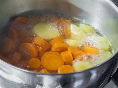 Soupe aux fanes de navets et carottes Kilomètre-0