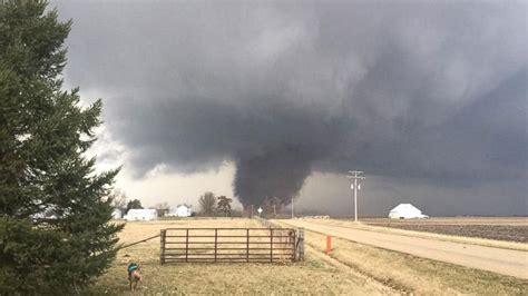 Parts Of Midwest Hit By Tornadoes At Least 3 Dead Abc11 Raleigh Durham