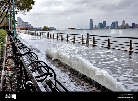 Hurricane Sandy New York Flooding Hi Res Stock Photography And Images
