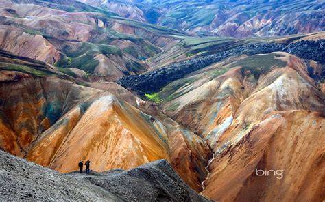 Colorful Rhyolite Peaks In The Landmannalaugar Region Of Iceland Thats