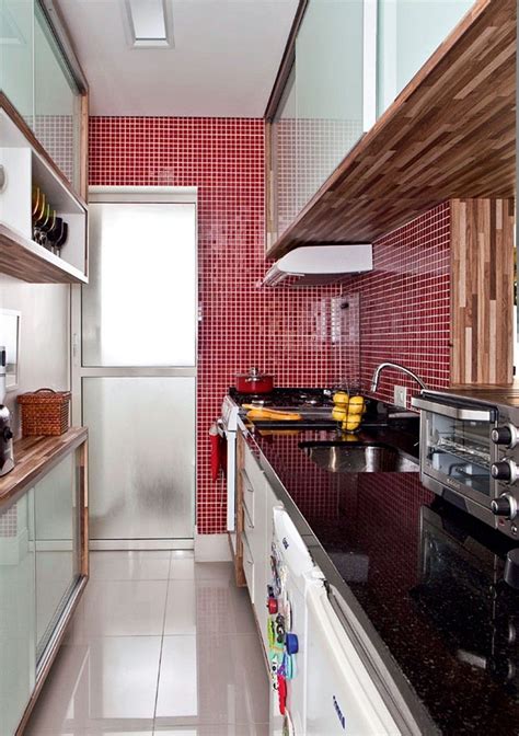 7 Apartamentos Pequenos Decorados E Otimizados Cozinha Estreita