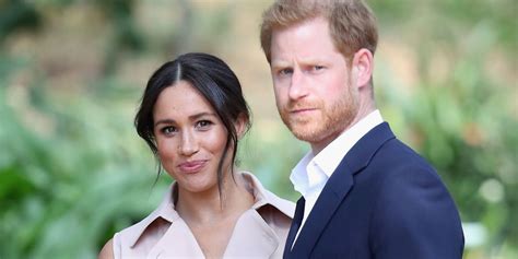 Meghan Markles Suits Costar Warned About Dating Prince Harry