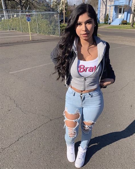 Pin By Kiara💥😍🥵💨 On Baddie Outfits ‼️ Cute Simple Outfits White Girl Outfits Teenage Fashion