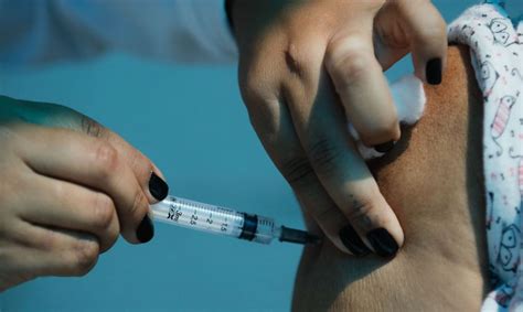Company continues to seek further approvals around the world. AstraZeneca afirma que vacina tem eficácia de 79% e não ...