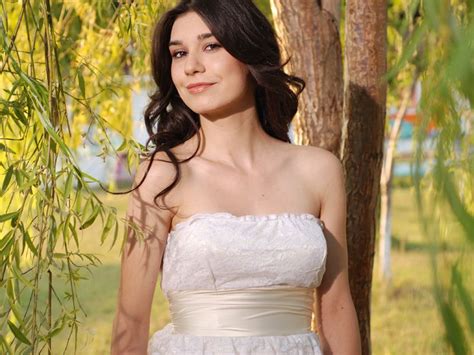 Burcu Kıratlı Turkish Actress Esra Bilgic Turkish Beauty Turkish