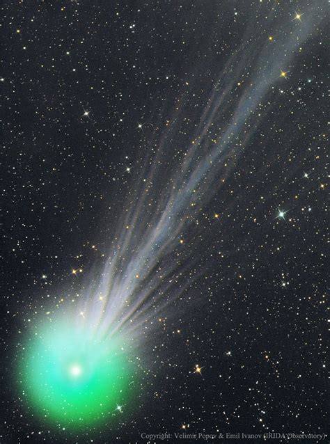 Across The Universe The Complex Ion Tail Of Comet Lovejoy