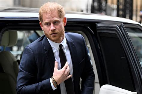 live updates prince harry gives evidence in london phone hacking case