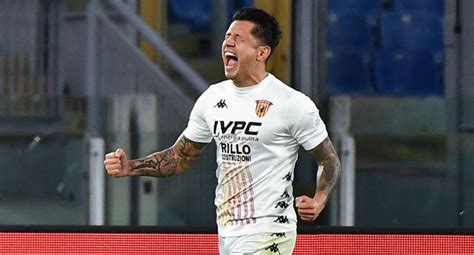 Gianluca lapadula y luis advíncula en el gimnasio de. Selección peruana: Gianluca Lapadula empezó trámites para ...