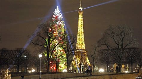 Pictures Christmas Trees Around The World Christmas In Paris Eiffel