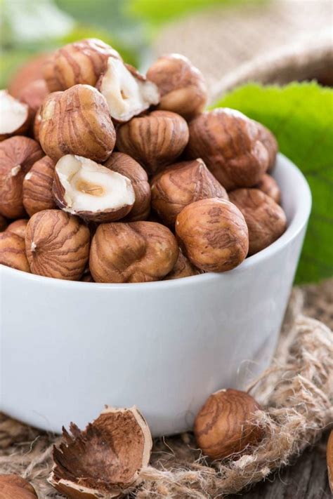 8 Health Benefits Of Hazelnuts
