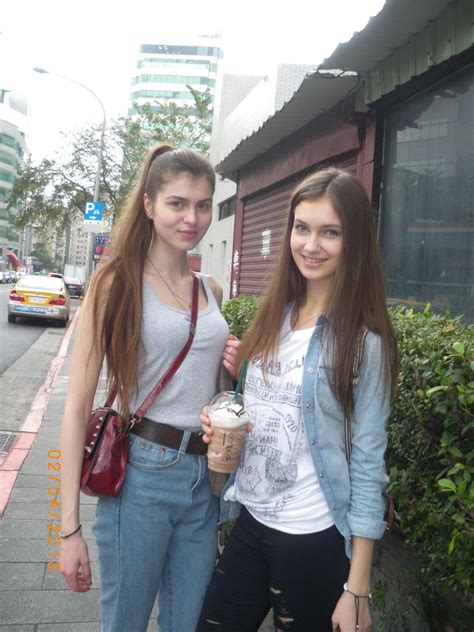 Two Gorgeous Russian Girls In The Streets Of Taipei 2013 Flickr