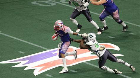 An Indoor Football Team Has Its Fans Call The Plays The New York Times