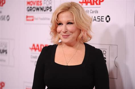 Bette Midler Sends Nudes To Kim Kardashian For Charity