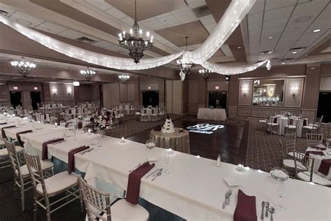 Doubletree By Hilton Hotel Pittsburgh Meadow Lands Venue