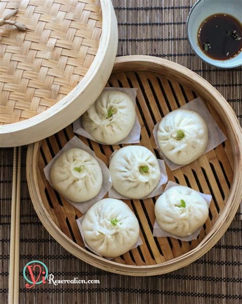 Chinese Steamed Meat Buns Baozi 包子 Yi Reservation
