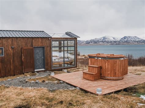Panorama Glass Lodge Stay In This Gorgeous Icelandic Tiny House