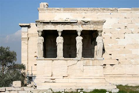10 Estátua De Cariátides O Partenon Em Atenas Grécia Espaço Para Texto