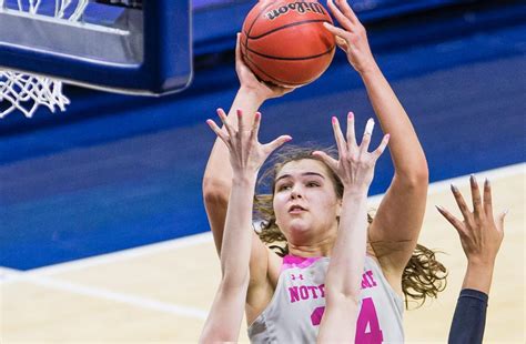 Notre Dame Women S Basketball Hosts Syracuse In Annual Think Pink