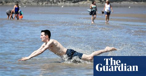 Britain Basks In A June Heatwave In Pictures Uk News The Guardian