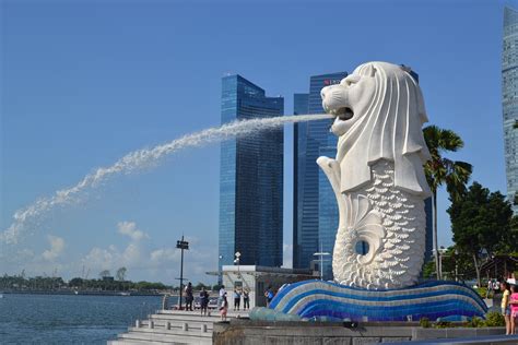 Merlion Park Singapore In Photos Escape With Style