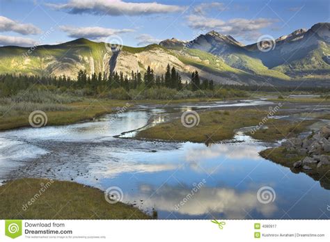 Mountain Valley Stock Image Image Of Boggy Leaves Coast 4080917