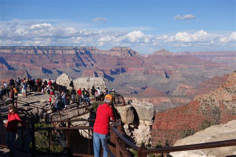 At Mather Point Lookout Grand Canyon South Rim Arizona Usa May 2015