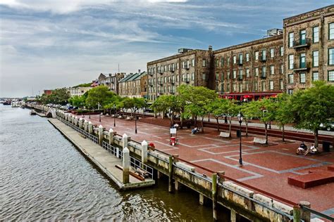 Riverfront Savannah Ga Savannah Chat Southern Travel Riverfront