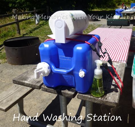 Diy Hand Washing Station For Car Maddy Spotted This Neat Solution To