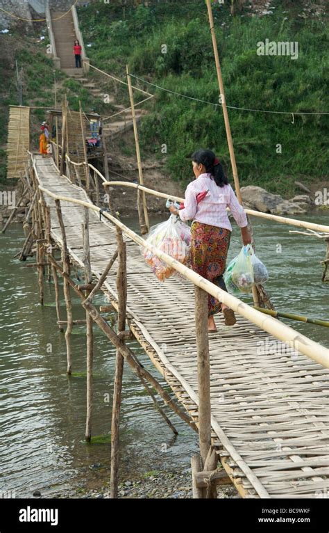 Bamboo Bridges High Resolution Stock Photography And Images Alamy