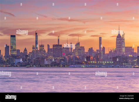 New York City Downtown Skyline At Sunset Beautiful Cityscape In Usa