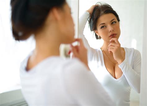 Portrait Cleavage Women Marina Shimkovich Face Hands On Head Model Reflection Mirror Hd