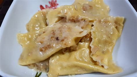 Receta Italiana Pasta Rellena Mezzelune Con Gorgonzola Peras Y Nueces Youtube