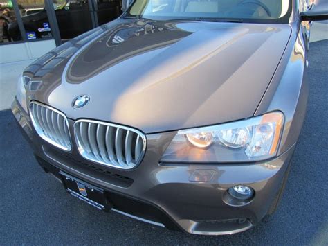 Owner's manual, presented here, contains 262 pages and can be viewed online or downloaded to your device in pdf format without registration or providing of any personal data. 2014 BMW X3 28i xDrive