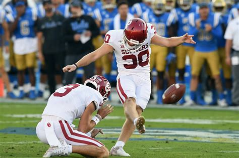 Oklahoma Sooners Football Hot Links Calum Sutherland Settles In