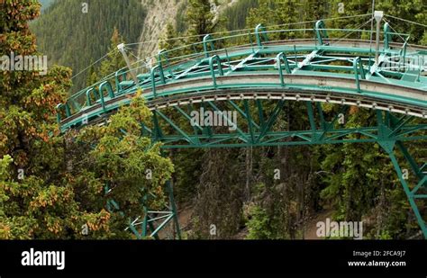 Banff Gondola Cableway Stock Videos Footage Hd And K Video Clips Alamy