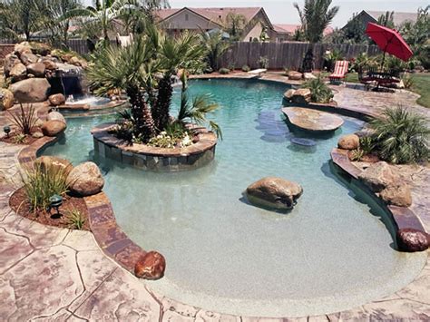 Waterfeatures Paradise Pools™ California Pool Designer Visalia