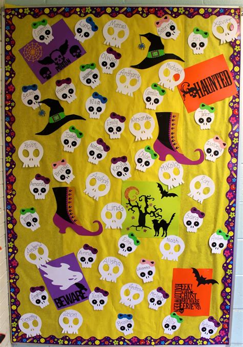 Free motivational bulletin board and classroom decorating ideas. Kimberly's Crafty Creations: Cricut Halloween Class ...