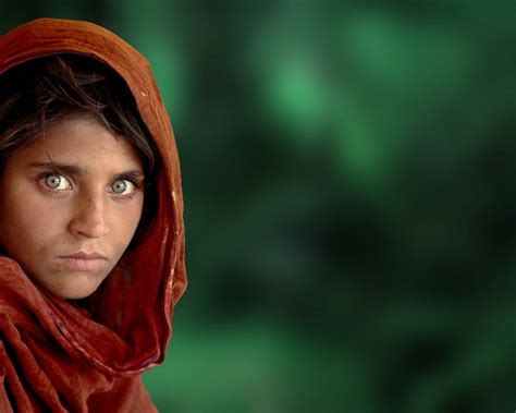 The Afghan Girl Wallpaper Famous Photographers Famous Photographs