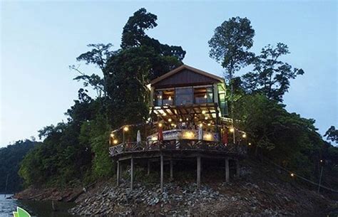 Fraser's hill is a hill resort located on the titiwangsa ridge in raub district, pahang, malaysia. Glasshouse Fraser's Hill (Bukit Fraser) - 2020 All You ...
