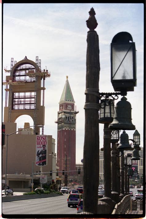 The Venetian Celebrates 20 Years On The Las Vegas Strip — Video