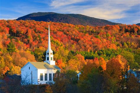 Stowe Community Church Fall Vermont New England Vacations Guide