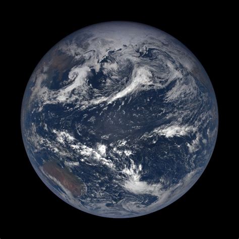 The Website With Daily Images Of Earth From Dscovr Launched By Spacex