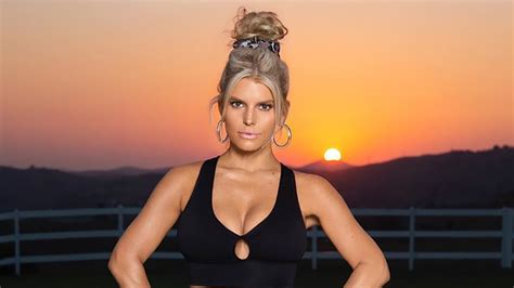 Jessica Simpson Shows Off Unbelievable 45kg Weight Loss