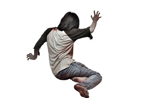 Vista Posterior Del Hombre Zombie Arrastrándose Foto De Stock Y Más