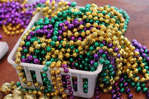 One Way To Recycle Those Mardi Gras Beads Bean And Roux