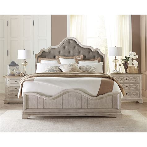 Bedroom furniture & bedroom sets. Riverside Furniture Elizabeth Queen Bedroom Group ...
