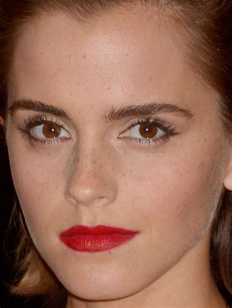 Close Up Of Emma Watson At The 2016 White House Correspondents Dinner