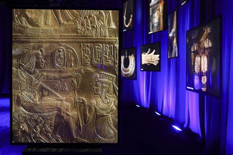 the king tut exhibition in new york celebrates the 100th anniversary of the tomb s dioscovery