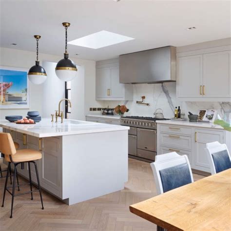 Harvey Jones A Beautiful Kitchen With Natural Tones And Textures The